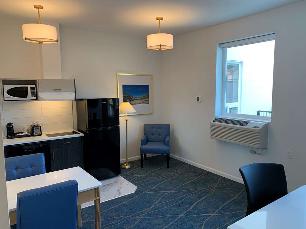 Crown Columbia Hotel; BW Premier Collection Trail Phòng bức ảnh